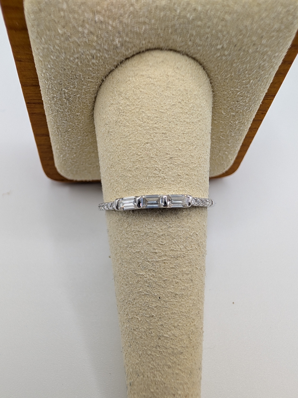 NEW NWT 0.42 CTW Baguette Moissanite S925 Sterling Silver Ring Size 9